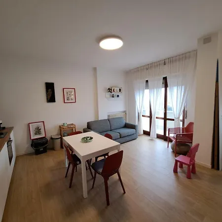 Giulia 1 Apartment *