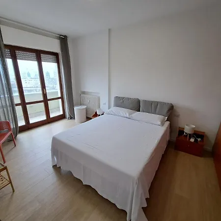 Fuoriporta Affitti Brevi - Giulia 1 パルマ